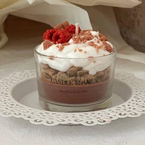 Chocolate Raspberry Whipped Cream Candle – Autumn Dessert Lover Gift