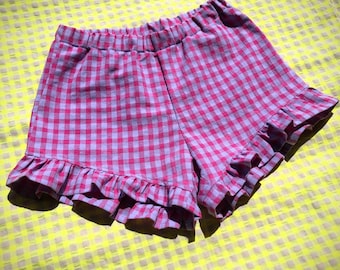 Pantalones cortos con volantes para niñas, Pantalones cortos seersucker cuadros vichy fucsia y lila , Pantalones cortos con cintura elástica