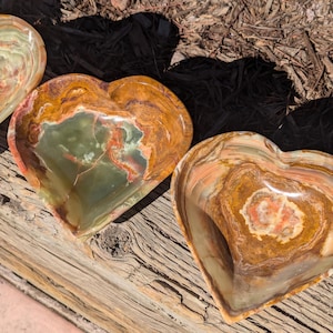 6&quot; Onyx Heart Bowl / Green Stone Carved Dish