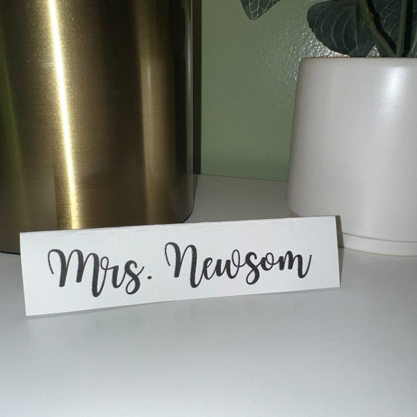 Customizable 3x1 inch Wedding Place Cards - Set of 50, 100, 150, or 200