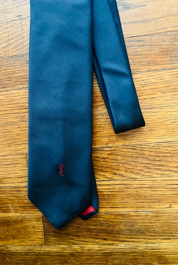 Classic vintage Yves Saint Laurent tie