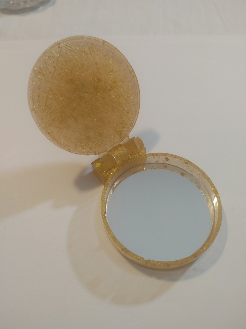 Gold Circle Glitter Mirror image 2