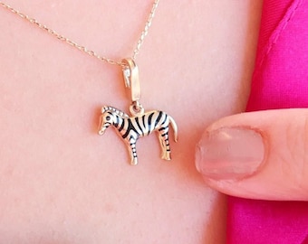 Sierlijke 14k massief gouden schattige zebraketting, gouden zebra veersluiting bedelarmband, sieraden voor dagelijks gebruik, Valentijnsdag cadeau voor haar