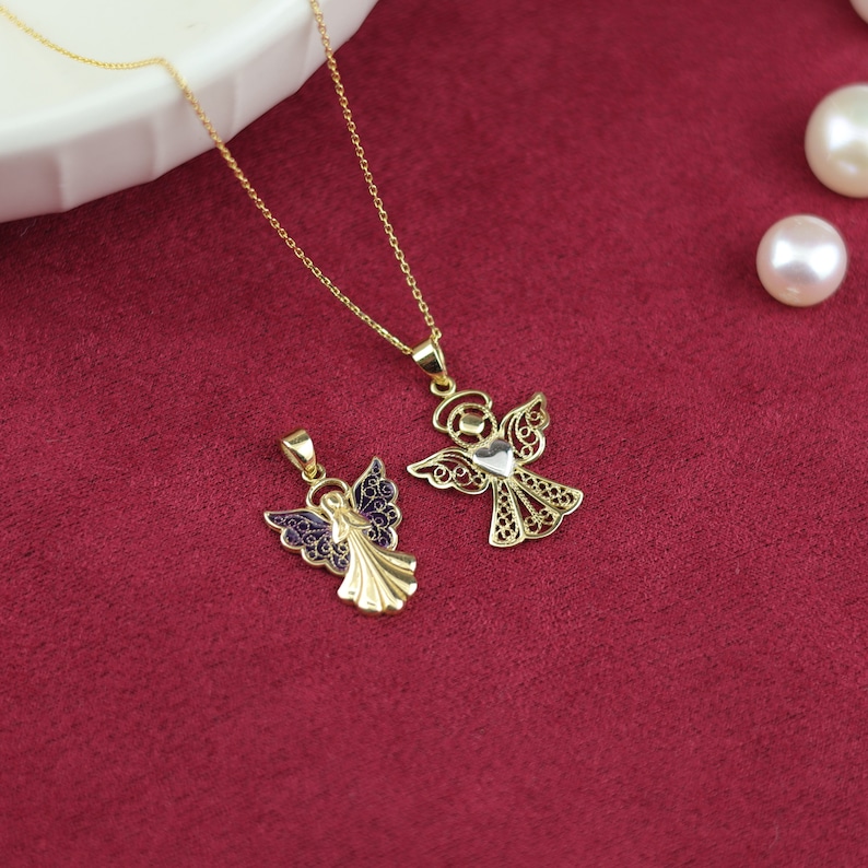 Unique Lace Detail Guardian Angel Necklace , Dainty 14k Solid Gold Angel Wings Necklace , Protection Charm , Angels Pendant , Layering Chain zdjęcie 5
