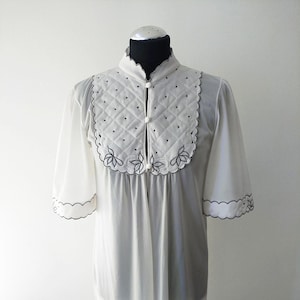 Vintage 80s long Robe House coat