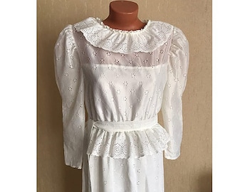 longue robe de mariée en dentelle vintage des années 80