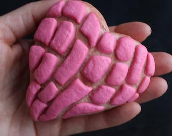 Heart Mexican Concha Bread Silicone Mold: Food & Soap Safe