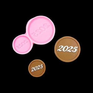 Round Silicone Lollipop Mold: Candy, Chocolate, Resin, Soap (6 and 4 cm)