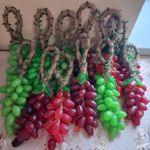 Handmade Grape Soap on Rope: Fruity Scent, Unique Bathroom Decor