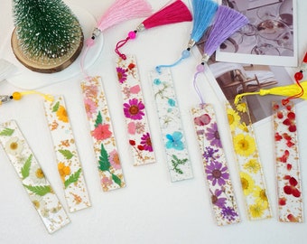 Wildflower Resin Bookmark, Pressed Flower Bookmark, Real Dried Daisy Flowers, Bookmark for Women, Gift Idea, Custom Floral Bookmark