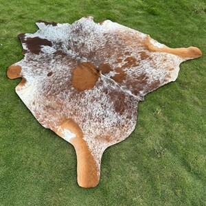 Alfombra de piel de vaca marrón y blanca, alfombra de pelo auténtico sobre piel de vaca, alfombras de piel de vaca marrón moteada, alfombra de cuero, alfombra de piso de piel de vaca, alfombra estilo western, alfombra de regalo