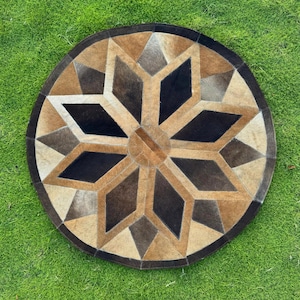 Patchwork Cowhide Rug Tricolor Cowhide Patchwork Rug Handmade Cowhide Rug Round Hair on Cowhide Patchwork Rug Western Rug