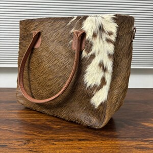 Real Cowhide Tote Bag Purse Cowhide Hair on Tote Bag Natural Cowhide Tote Bag Cowhide Shoulder Bag Western Bag Large Tote Bag Gift for Her