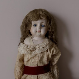 Old Petit Pram Doll + Little Baby IN Paper Maché-poussette Toy Vintage