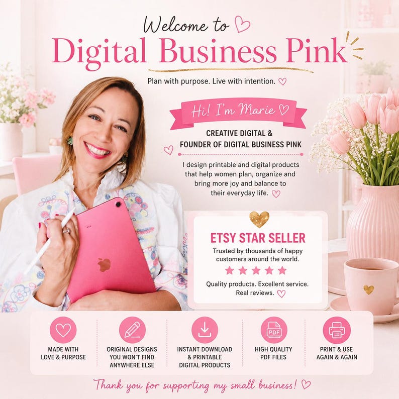 K&ouml;nnte beinhalten: Eine Werbegrafik f&uuml;r Digital Business Pink mit einer Person, die ein rosa Tablet und einen Stift h&auml;lt. Der Text enth&auml;lt Welcome to Digital Business Pink, Hi I'm Marie, Etsy Star Seller sowie Symbole f&uuml;r digitale Produkte.