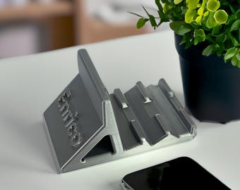 Personalized cell phone holder, phone holder with name, gift idea for boyfriend. 3D printing with name, useful gift items.