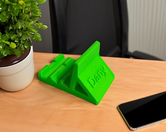 Personalized cell phone holder, phone holder with name, gift idea for boyfriend. 3D printing with name, useful gift items.