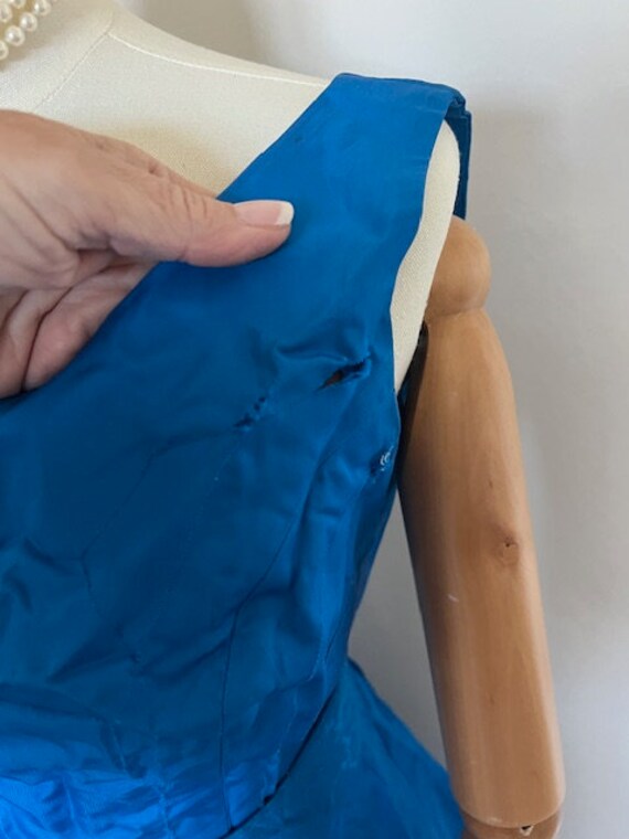 Train Pleated 