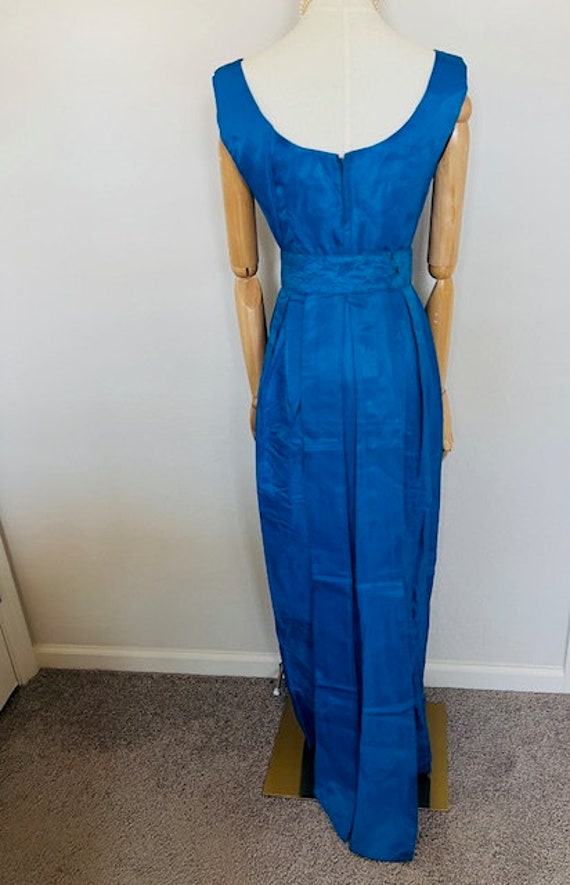 Vintage Formal Gown with removable Train - image 3