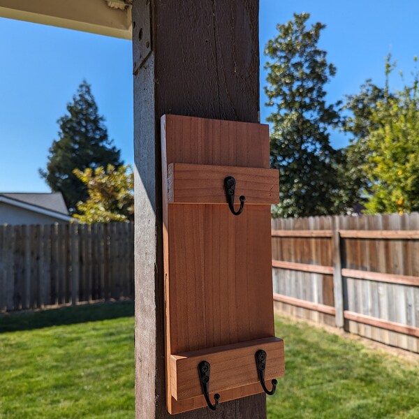 Cedar Key Rack | Hat Rack | Entryway Key Rack | Farmhouse Decor | Cedar Wood Wall Hanger