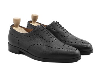 Men's Black Pebble Grain Leather wingtip brogue Wholecut Shoes Handmade Genuine Leather oxford laceup Formal footwear for man Party Shoes
