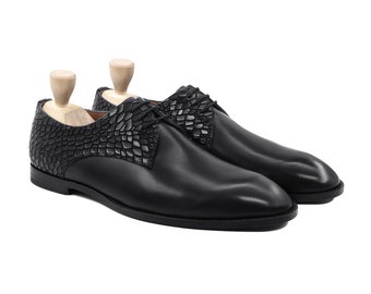 Derby de cuero de becerro y corteza con relieve de cocodrilo totalmente negro para hombre Calzado clásico Derby con cordones de cuero genuino simple y moderno formal