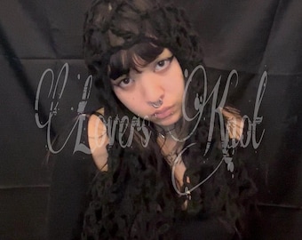 Lovers Knot Headpiece