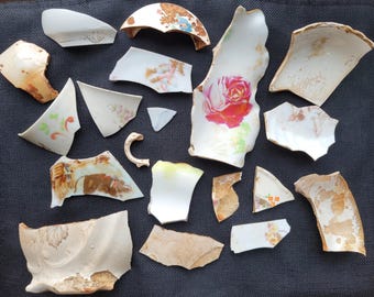 Vintage/antieke bloemen gebroken porselein/porselein/been jaren 1900 tip GEGEVEN 19 stks/1 pond+ OOAK