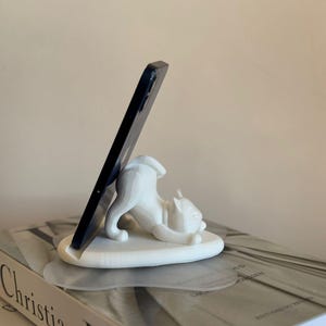 Cute Cat Phone Holder - Stretchy Cat Stand, BUT Support for Your Phone, Cute Phone Stand