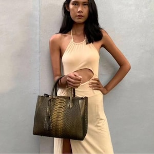 Python Snakeskin Tote Bag: Luxury Sali Handbag, Custom Colors