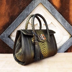 Bolso de piel de pitón auténtica / Bolso bandolera con asa superior / Tamaños disponibles: 30, 33 y 35 cm / Bolso de mano de piel de pitón auténtica
