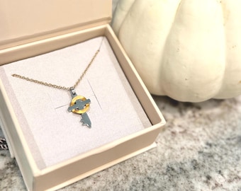 Dainty Gold Cross Necklace for Fall: Stainless Steel Christian Jewelry