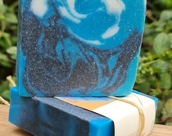 Black Pepper Bergamot Soap: Handmade Vegan Bar with Activated Charcoal
