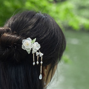 Handmade Copper Flower Tassel Hairpin: Hanfu Hair Accessory