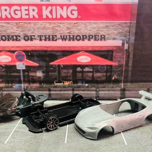 Hot Wheels 15 Mazda MX-5 Miata