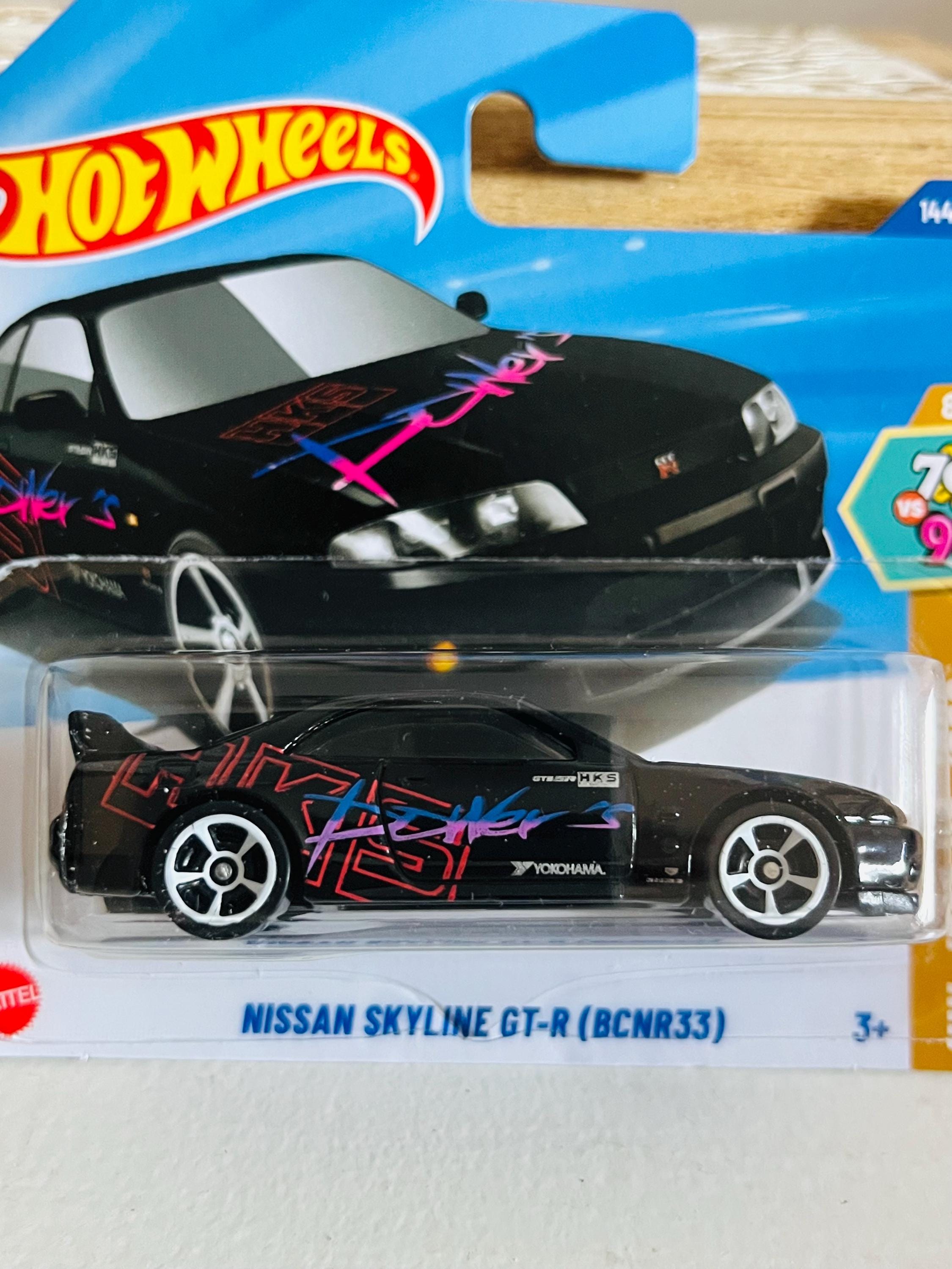 ミニカー Hot Wheels NISSAN SKYLINE GT-R (BCNR33) Amazon.com: Hot Wheels 2019 Nissan Nissan Skyline GT-R