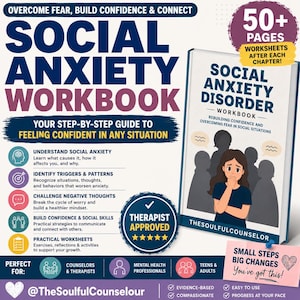 Könnte beinhalten: Ein Arbeitsbuch zur sozialen Angst mit weißem Einband, das eine Person umgeben von Silhouetten zeigt. Der Text lautet Social Anxiety Disorder Workbook, Rebuilding Confidence and Overcoming Fear in Social Situations und TheSoulfulCounselor.