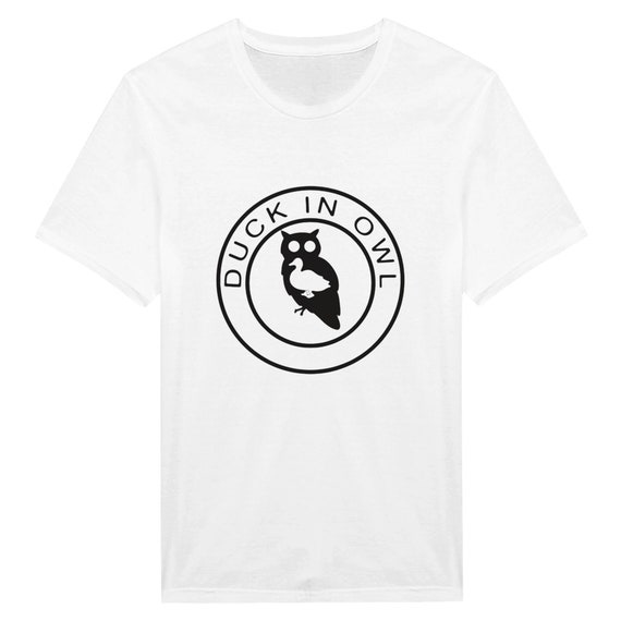 ★SHALOM★ White Duck In Trouble Tee Duck Shirt // Cute Duck T-shirt // Yellow Duck Tee // Duck