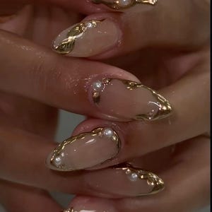 Liquid Gold Press on nails set