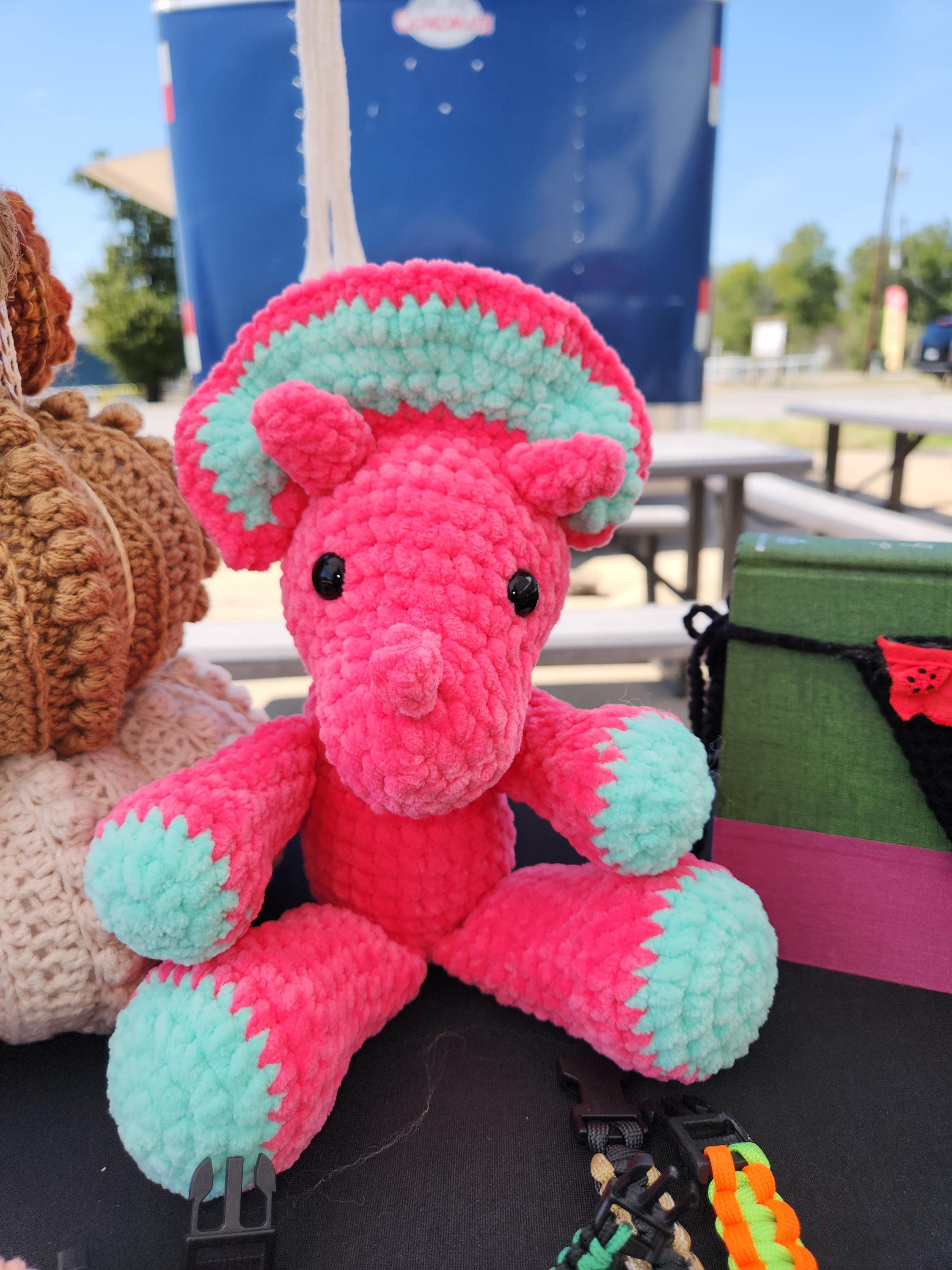 かぎ針編みのトリケラトプスのぬいぐるみ - Etsy 日本