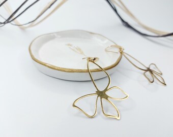 BUNDLE Ring Schale ästhetische Ohrringe Schmetterling Verlobung Schmuck Schale für Frauen handgemachtes Geschenk Ehering Schale ästhetische Blume eingraviert