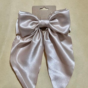 Barrette Bow