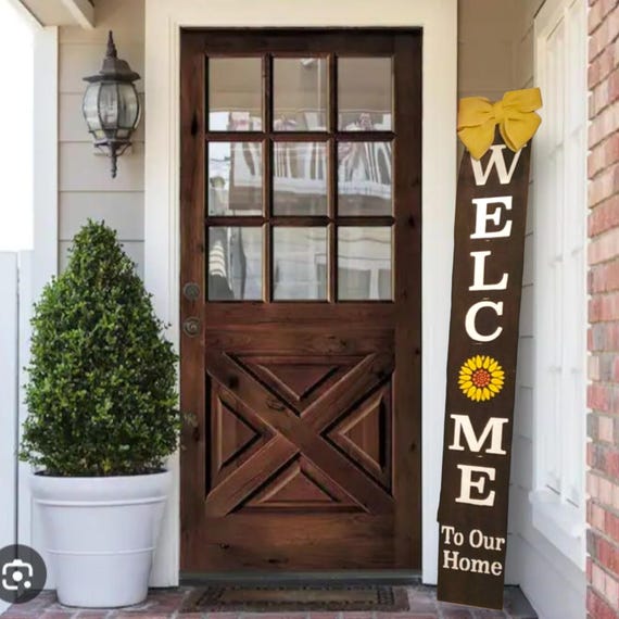 Sunflower Welcome Porch Sign: Rustic Vertical Leaner with Burlap Bow