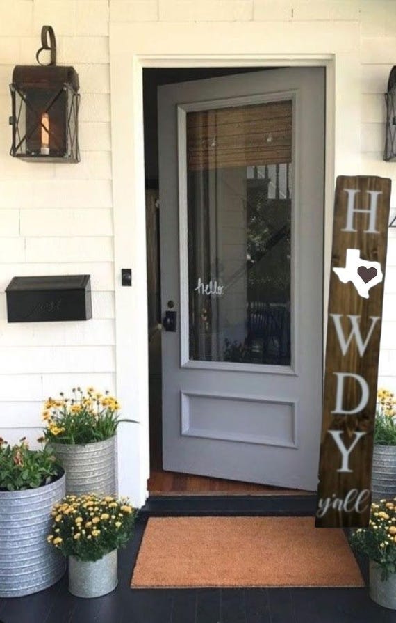 Howdy Texas Porch Sign: Rustic Wooden Welcome Decor