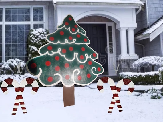 Large Hand-Painted Christmas Tree Yard Decoration – Red Ornaments