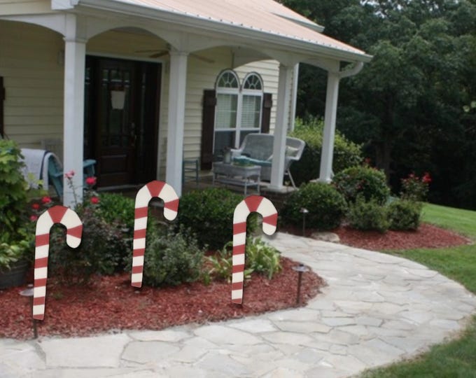Wooden Christmas Candy Cane Yard Art Christmas Decoration  Heavy Duty  H.W./ post incl.