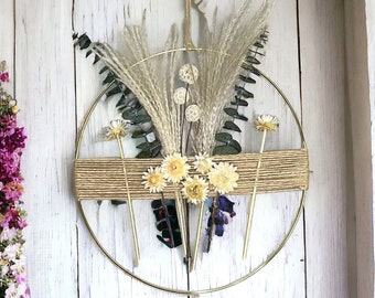Krans van eucalyptus en stro: boho-muurdecoratie boerderijring