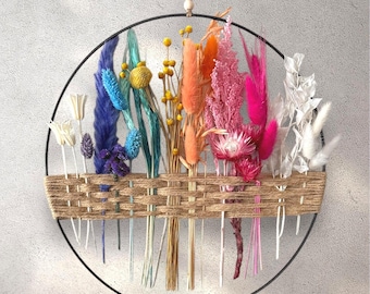 Kleurrijke regenboog gedroogde bloemenkrans: boho-muurdecoratie, natuurlijk boeket
