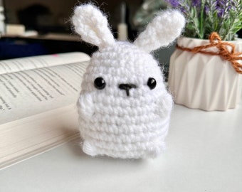 Crochet Mini Bunny Keychain Charm ∣ Bunny Desk Decoration ∣ Cute Easter Bunny Accessory