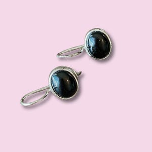 Zwarte nix 925 sterling delicate kleine oorbellen